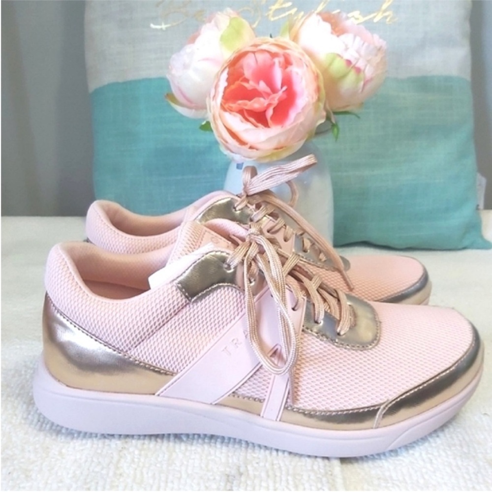 TRAQ by Alegria sneakers size 10 walking shoes pink gold